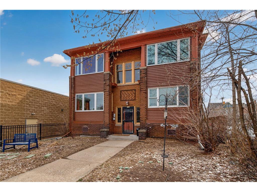 722 Grand Avenue #Unit B Saint Paul MN 55105 7058619 image1