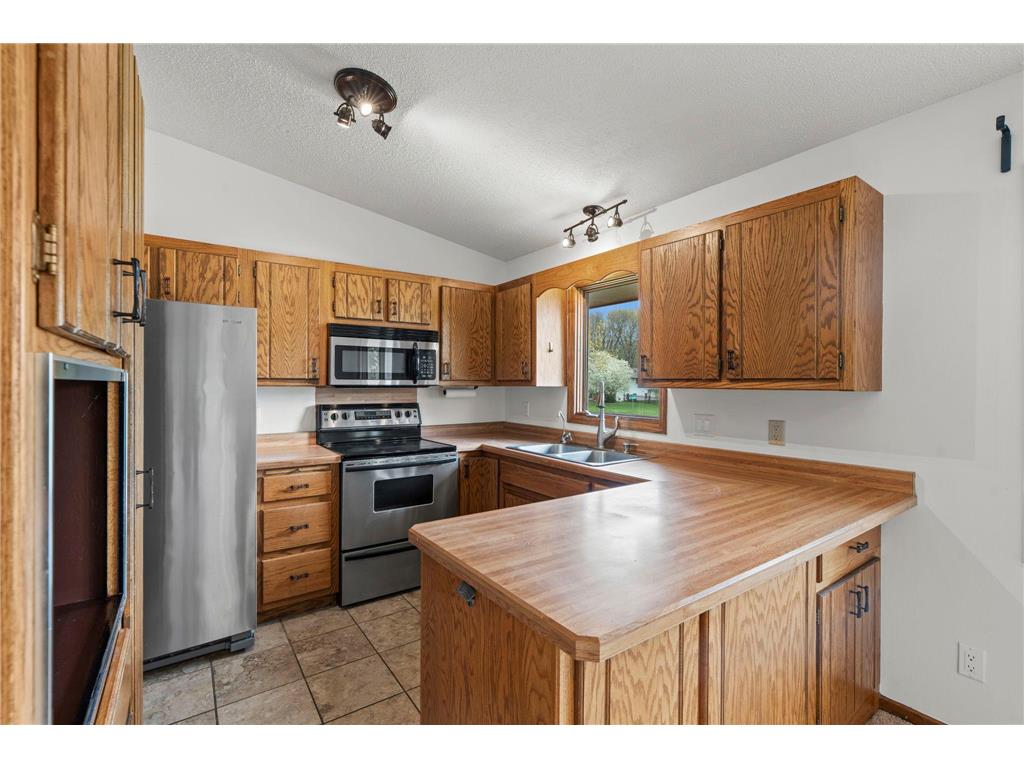 722 Parkview Lane N Champlin MN 55316 7049494 image22