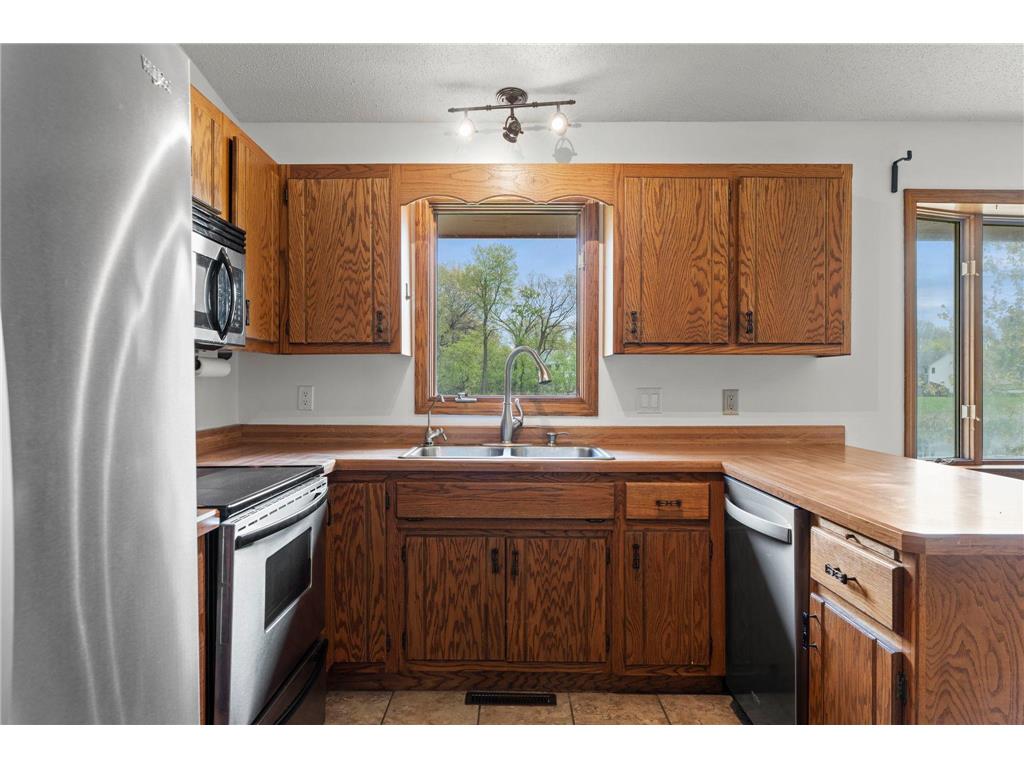 722 Parkview Lane N Champlin MN 55316 7049494 image23