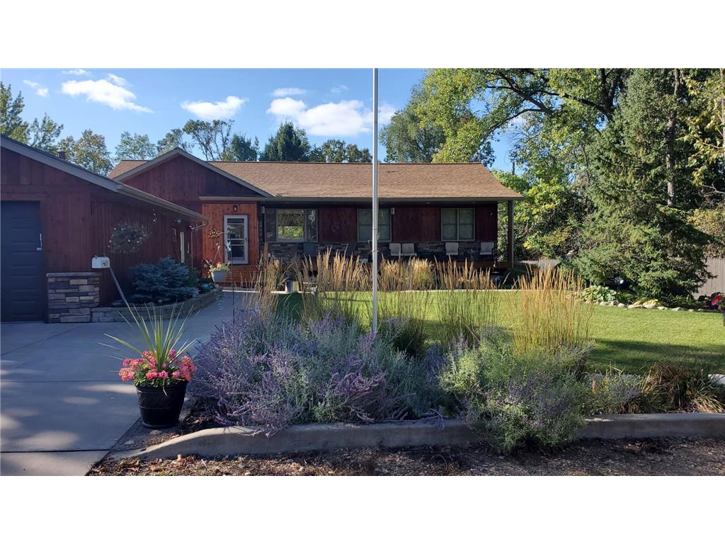 722 Pine Street N North Hudson WI 54016 7053755 image1