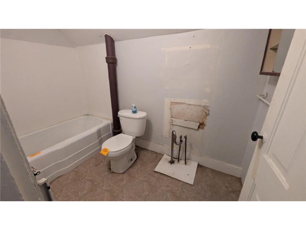 722 Range Street North Mankato MN 56003 7045284 image22