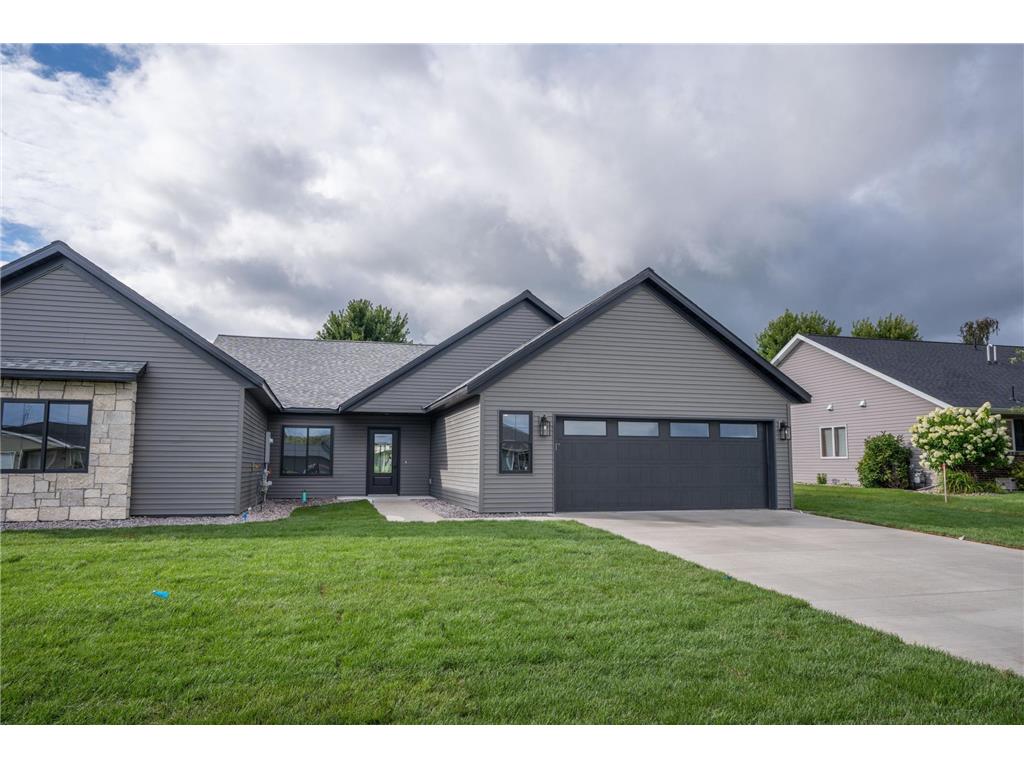 722 Westland Lane New London MN 56273 6644938 image1