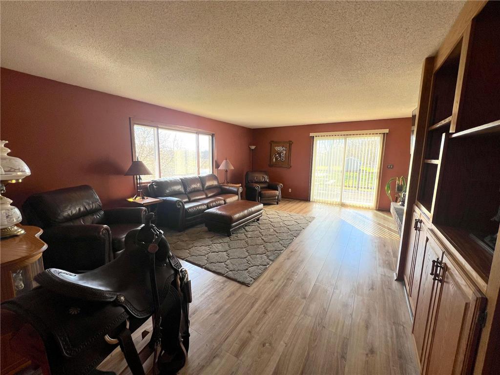 7220 30th Street SE, Eyota, MN, 55934 MLS 6523391 Edina Realty