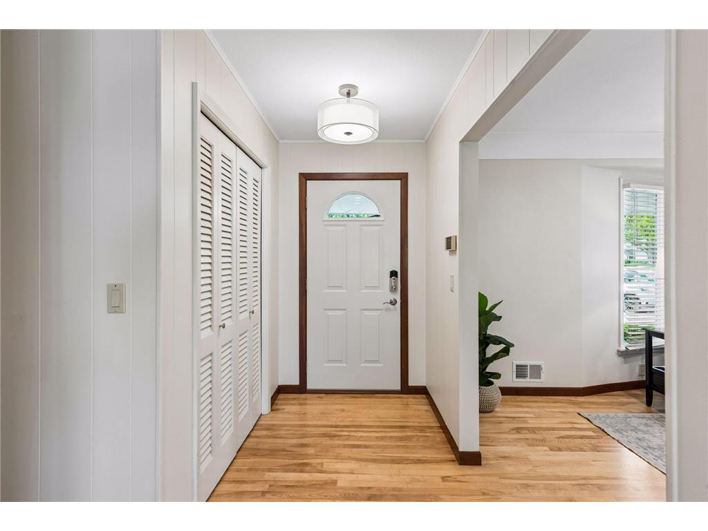 7220 Monardo Lane Edina MN 55435 7074121 image3