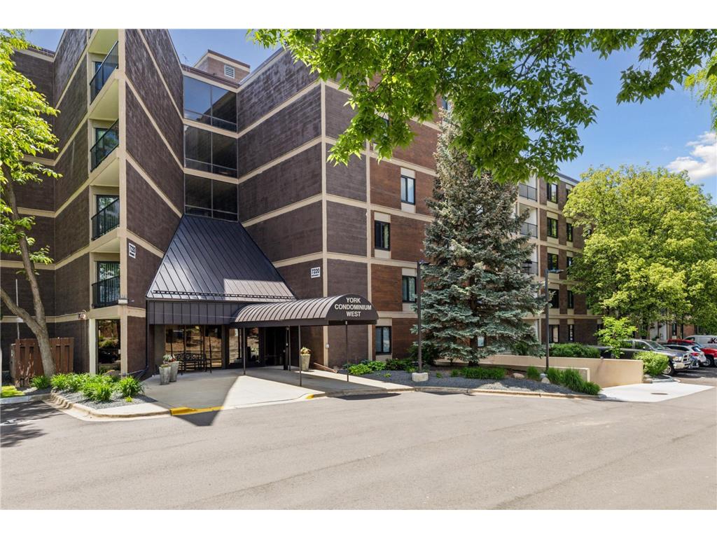 7220 York Avenue S #210 Edina MN 55435 6551059 image1