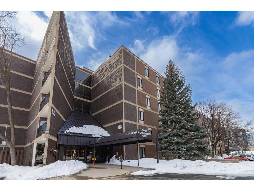 7220 York Avenue S #227 Edina MN 55435 6340774 image1