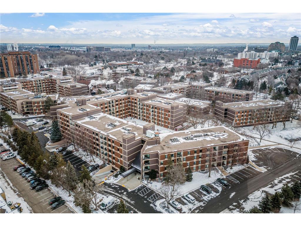 7220 York Avenue S 520, Edina, MN, 55435 MLS 6479787 Edina Realty