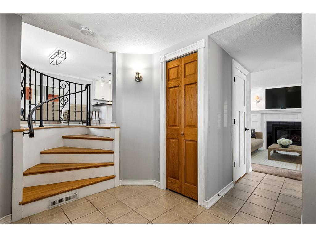 7221 Cornelia Drive Edina MN 55435 7099650 image3