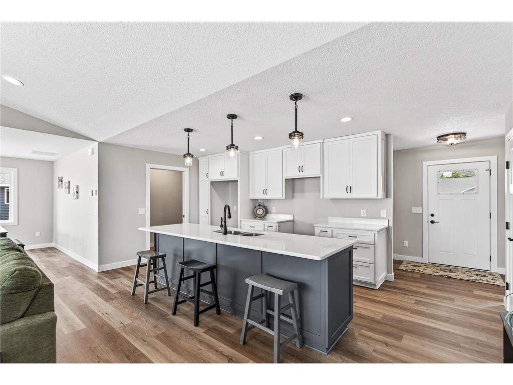 7222 Hawthorne Court North Branch MN 55056 6811526 image2