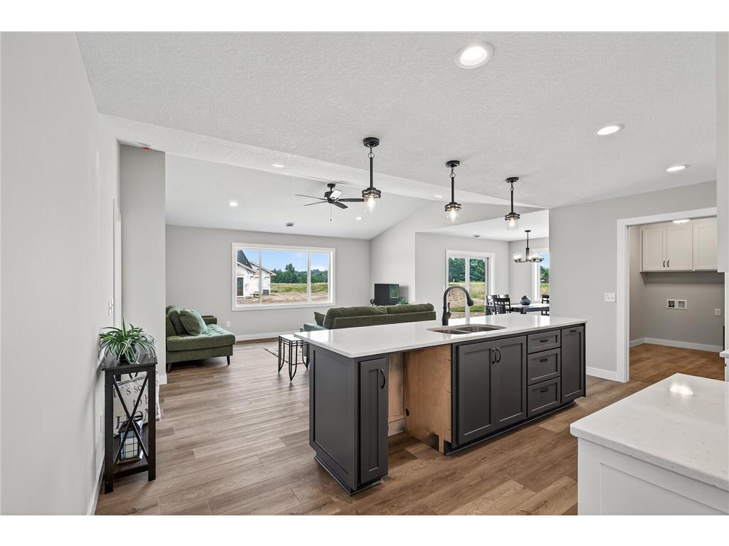 7222 Hawthorne Court North Branch MN 55056 6811526 image5