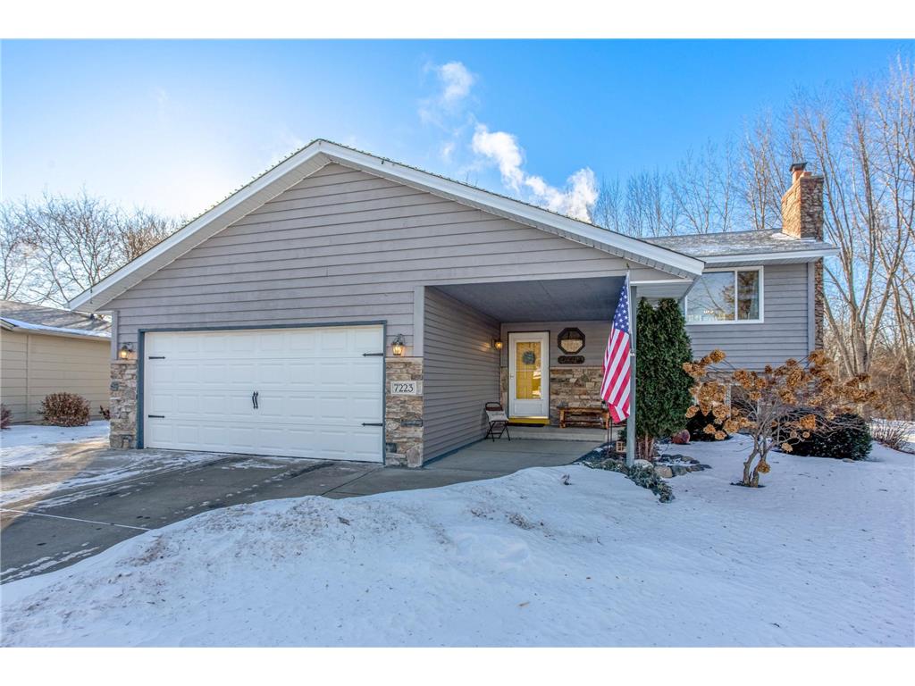 7223 109th Circle N Champlin MN 55316 7006851 image1