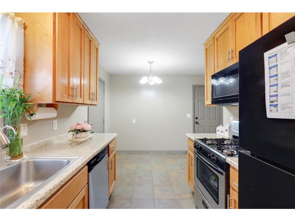 7224 Florida Avenue N Brooklyn Park MN 55428 6822485 image10