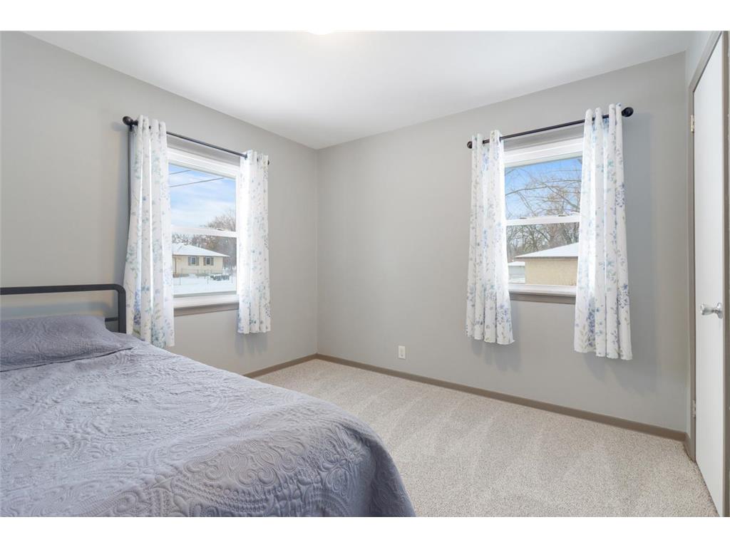 7224 Florida Avenue N Brooklyn Park MN 55428 6822485 image15