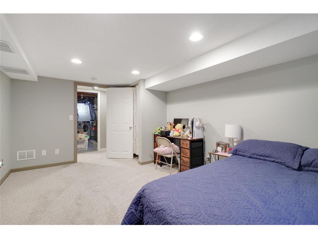 7224 Florida Avenue N Brooklyn Park MN 55428 6822485 image22