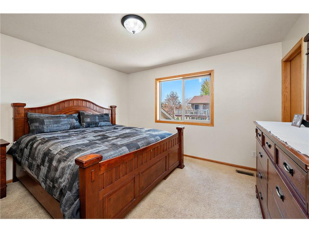 7224 Setzler Parkway Brooklyn Park MN 55445 7033793 image13