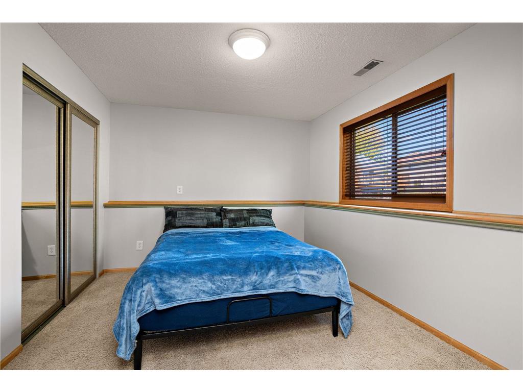 7224 Setzler Parkway Brooklyn Park MN 55445 7033793 image20
