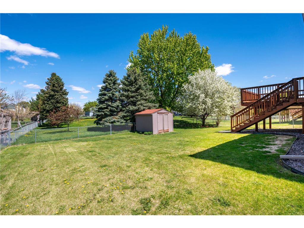 7224 Setzler Parkway Brooklyn Park MN 55445 7033793 image23