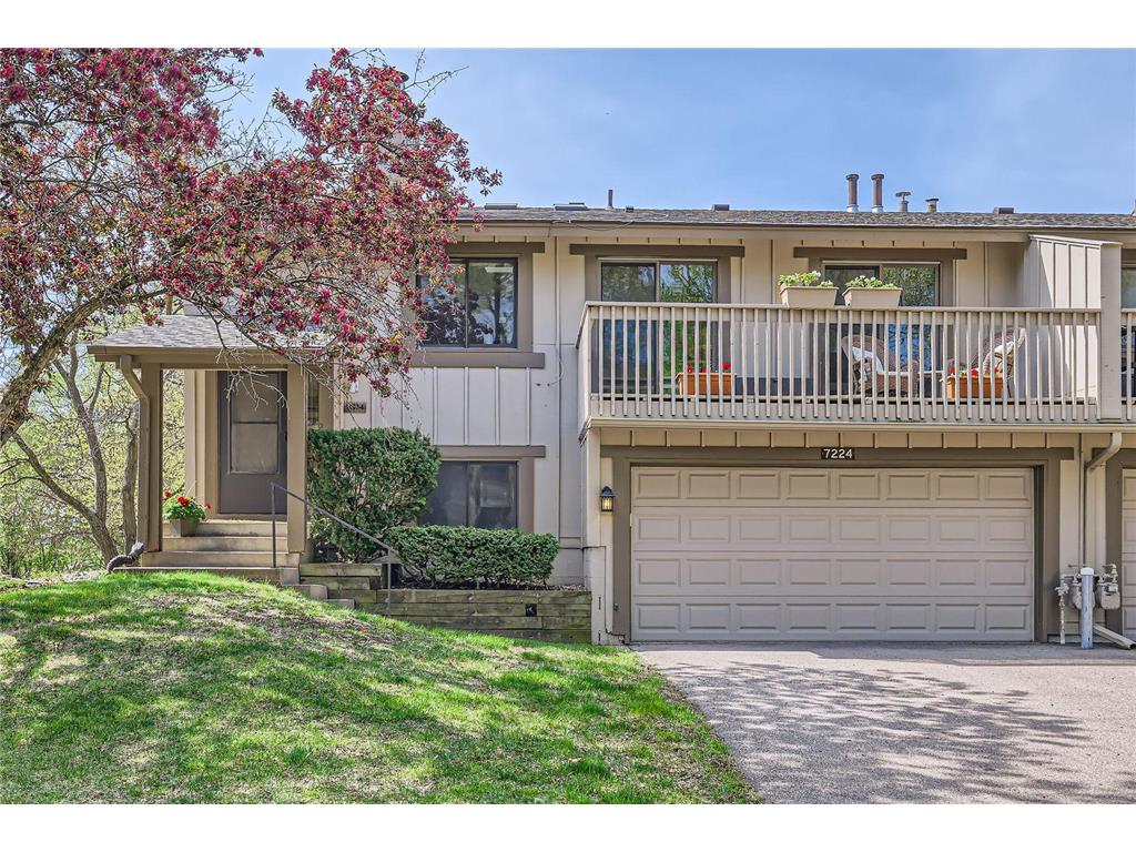 7224 Woodstock Curve Bloomington MN 55438 6724525 image1