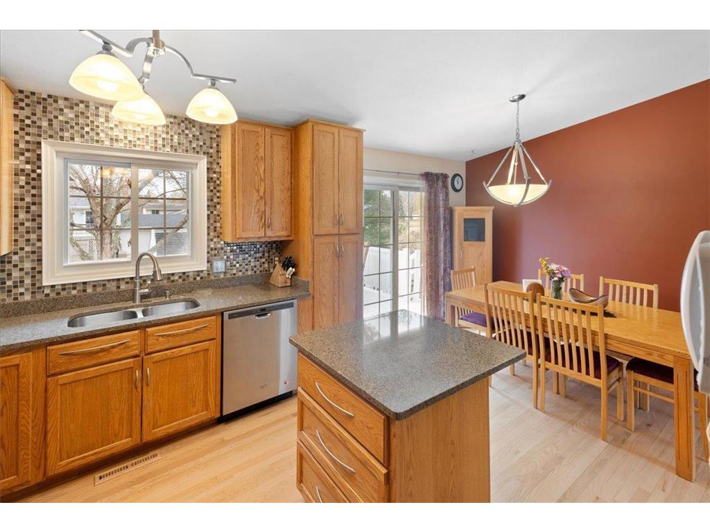 7225 116th Place N Champlin MN 55316 7059827 image7