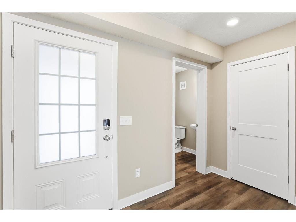 7225 Bay Drive Lino Lakes MN 55038 7003699 image3