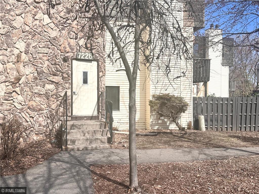7226 72nd Lane N #210 Brooklyn Park MN 55428 7053070 image1