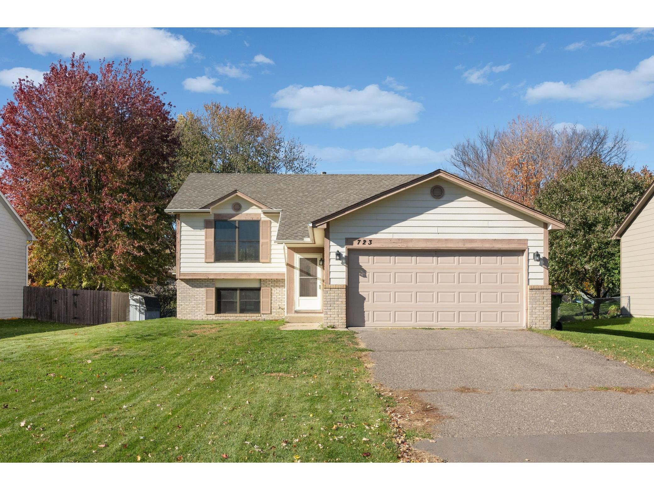 723 108th Avenue NW Coon Rapids MN 55448 6107630 image1