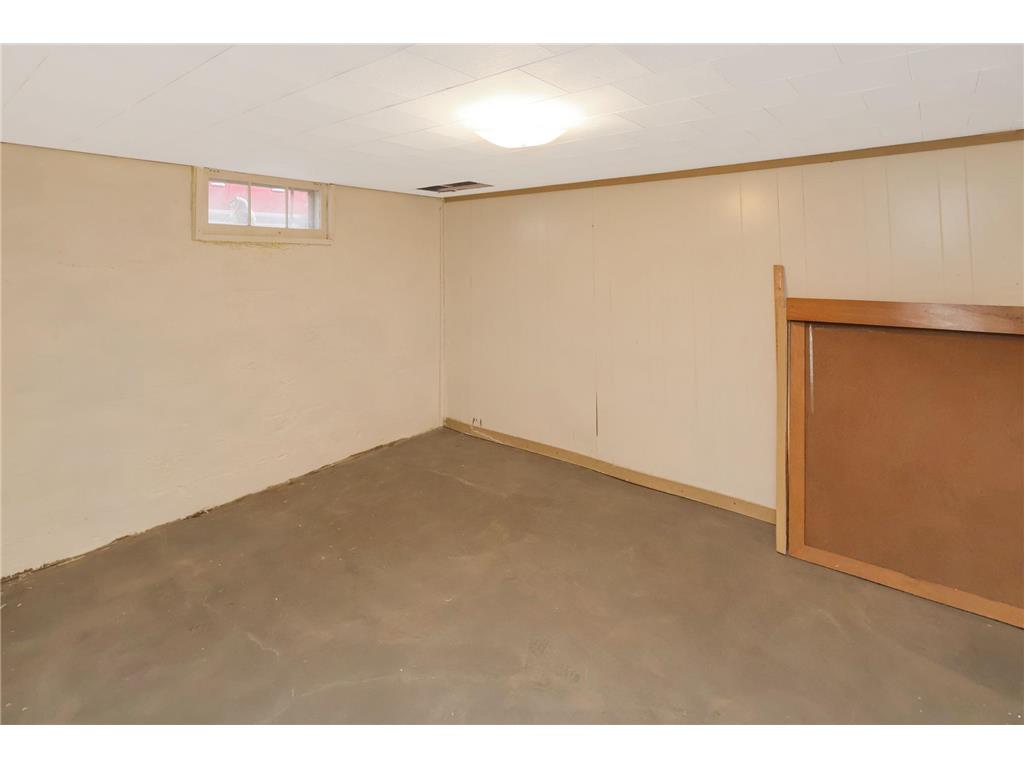 723 11th Street S Benson MN 56215 7092088 image11
