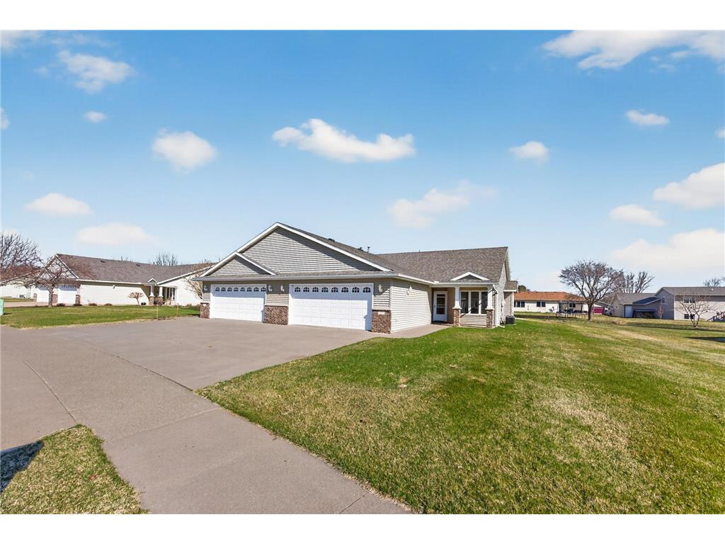 723 14th Street E Wabasha MN 55981 7051651 image1