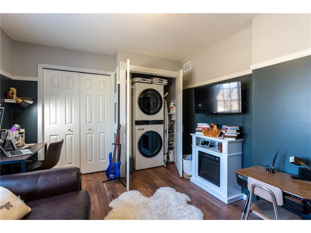 723 36th Street W Hastings MN 55033 7032213 image36
