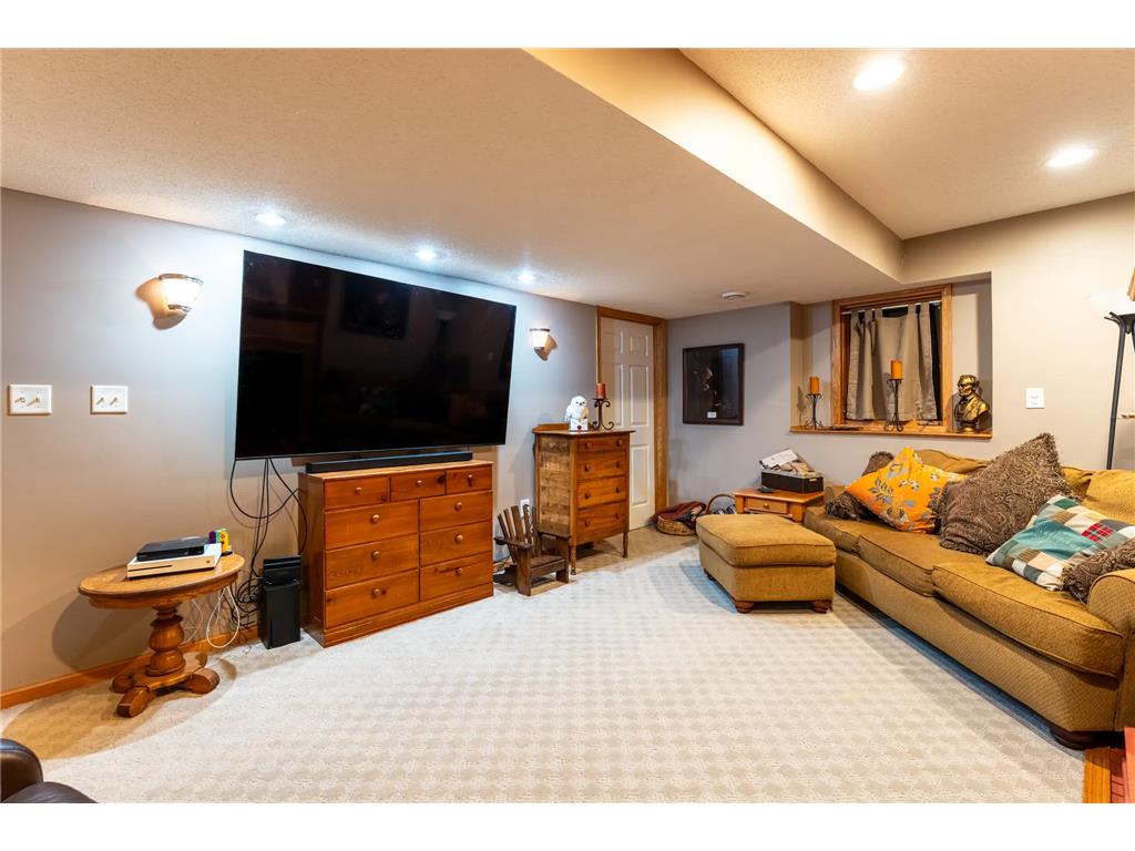 723 36th Street W Hastings MN 55033 7032213 image40