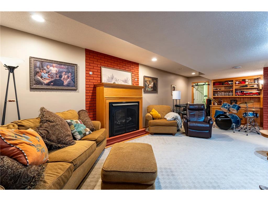 723 36th Street W Hastings MN 55033 7032213 image41