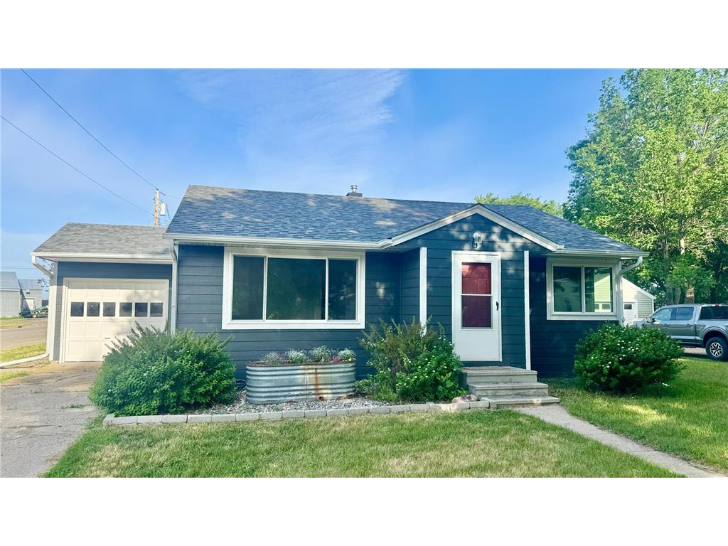 723 3rd Street SE Barnesville MN 56514 7093547 image1