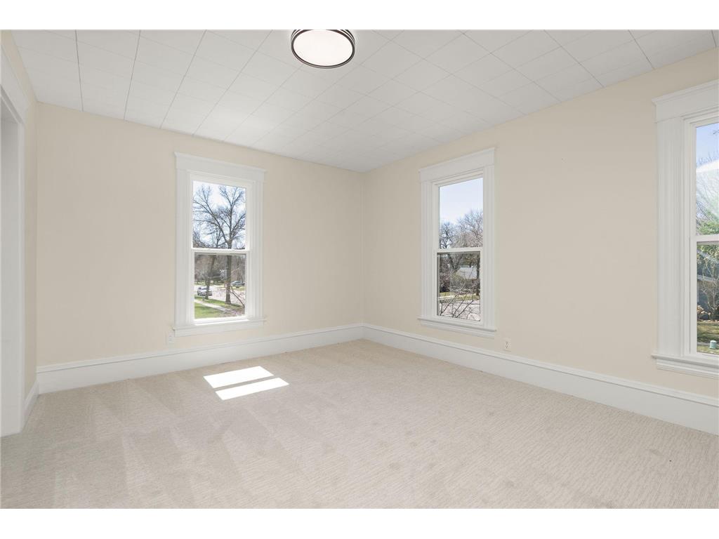 723 3rd Street SW Willmar MN 56201 7056003 image21