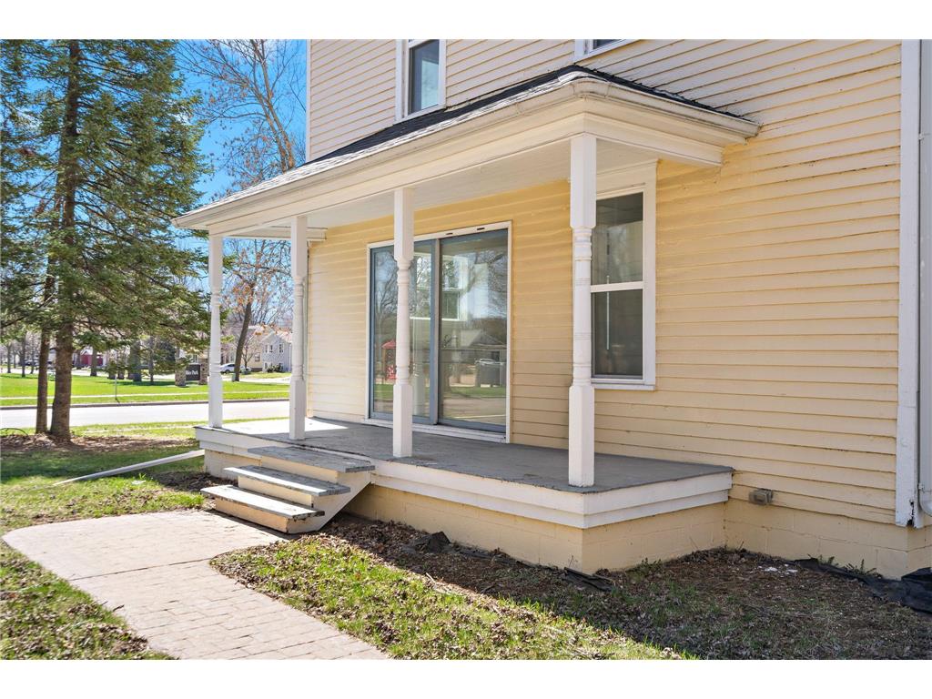 723 3rd Street SW Willmar MN 56201 7056003 image35