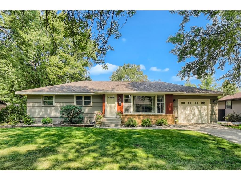 723 5th Avenue W, Shakopee, MN, 55379 MLS 6224984 Edina Realty