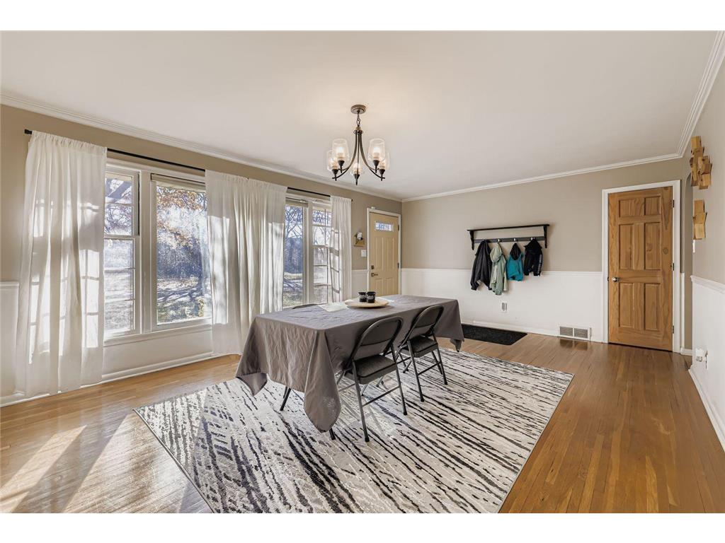 723 5th Avenue W Shakopee MN 55379 6820129 image4