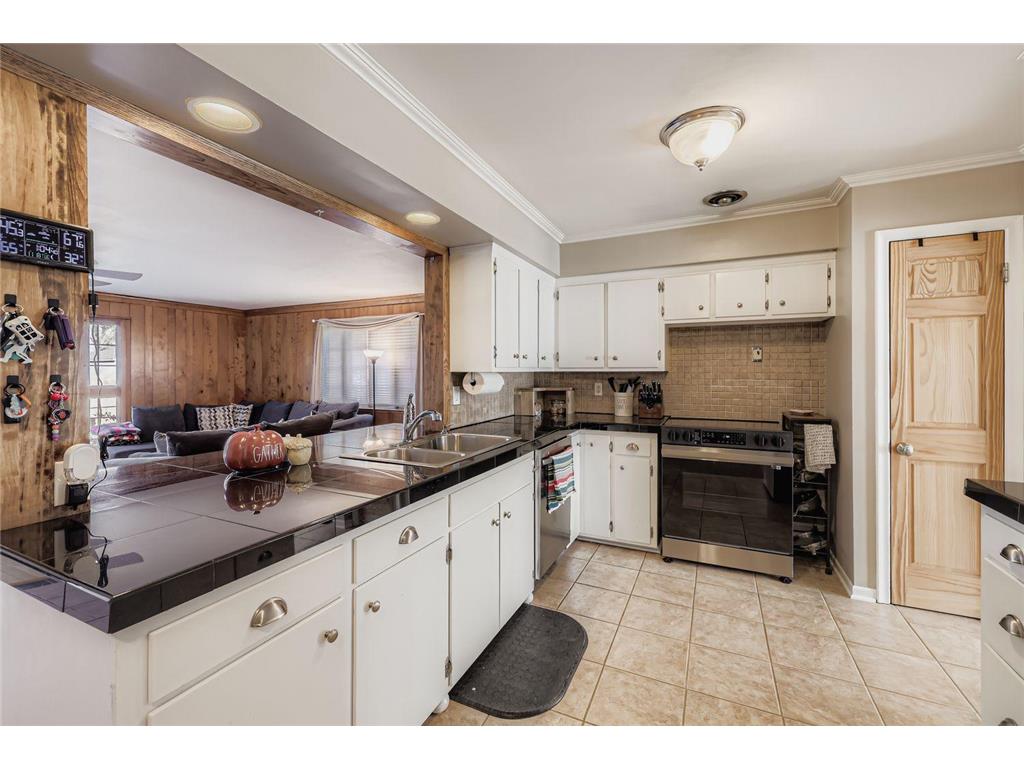 723 5th Avenue W Shakopee MN 55379 6820129 image6