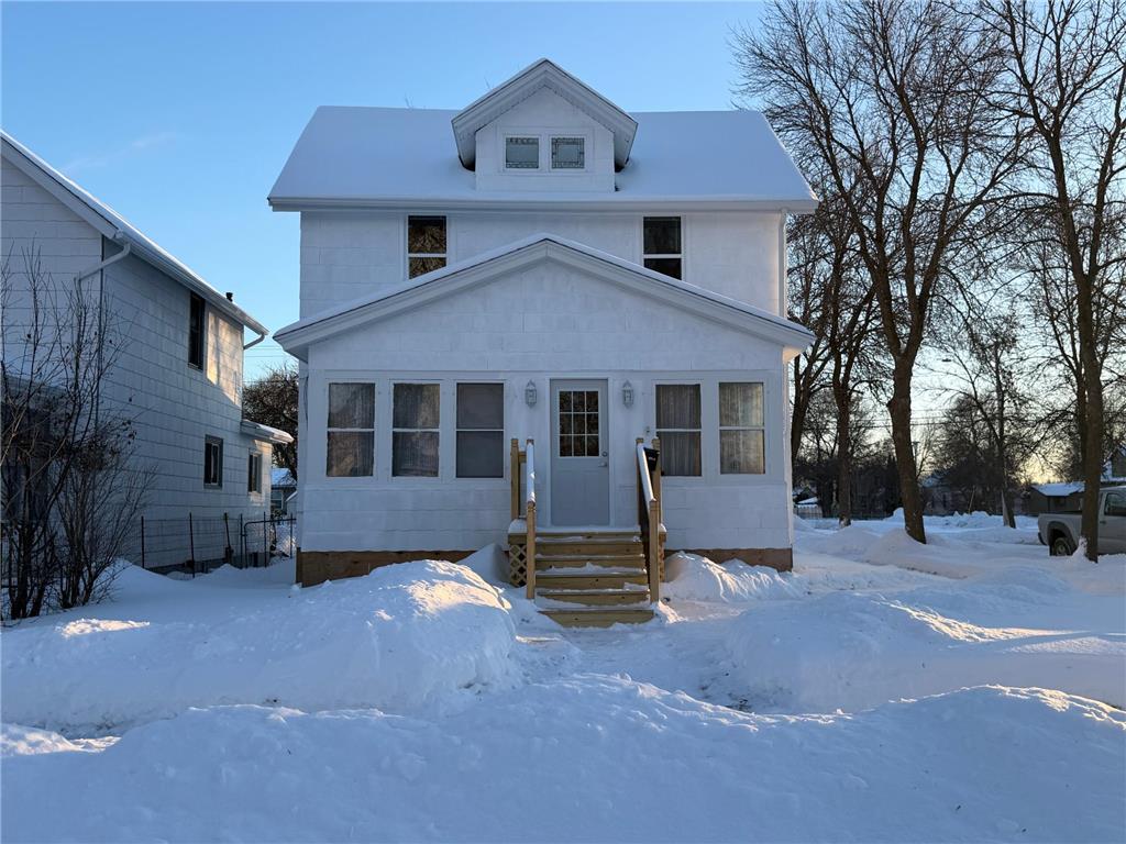 723 6th Street International Falls MN 56649 7016559 image1
