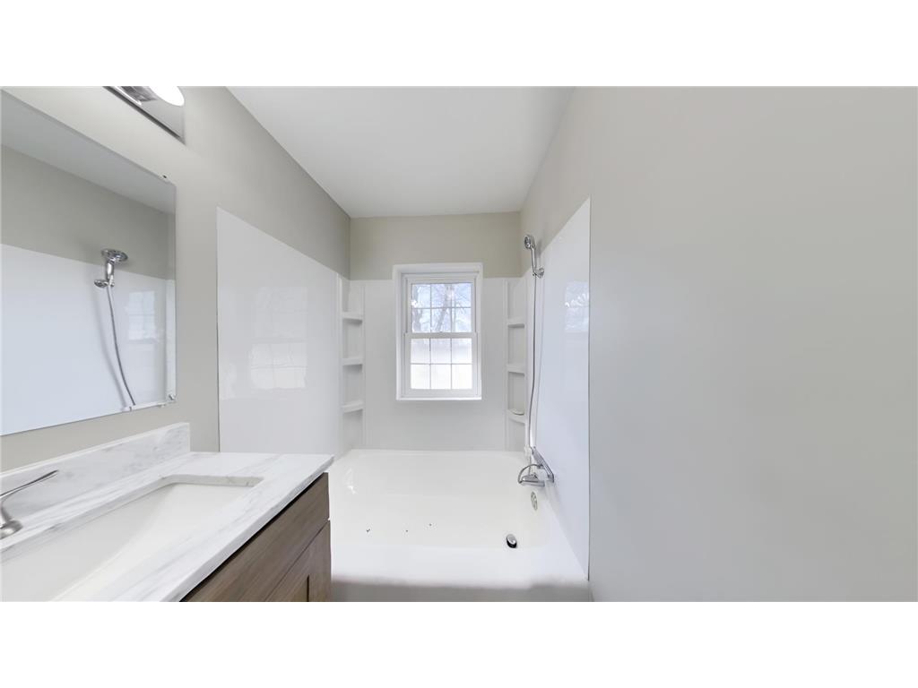 723 E Hwy 14 Balaton MN 56115 7079947 image9