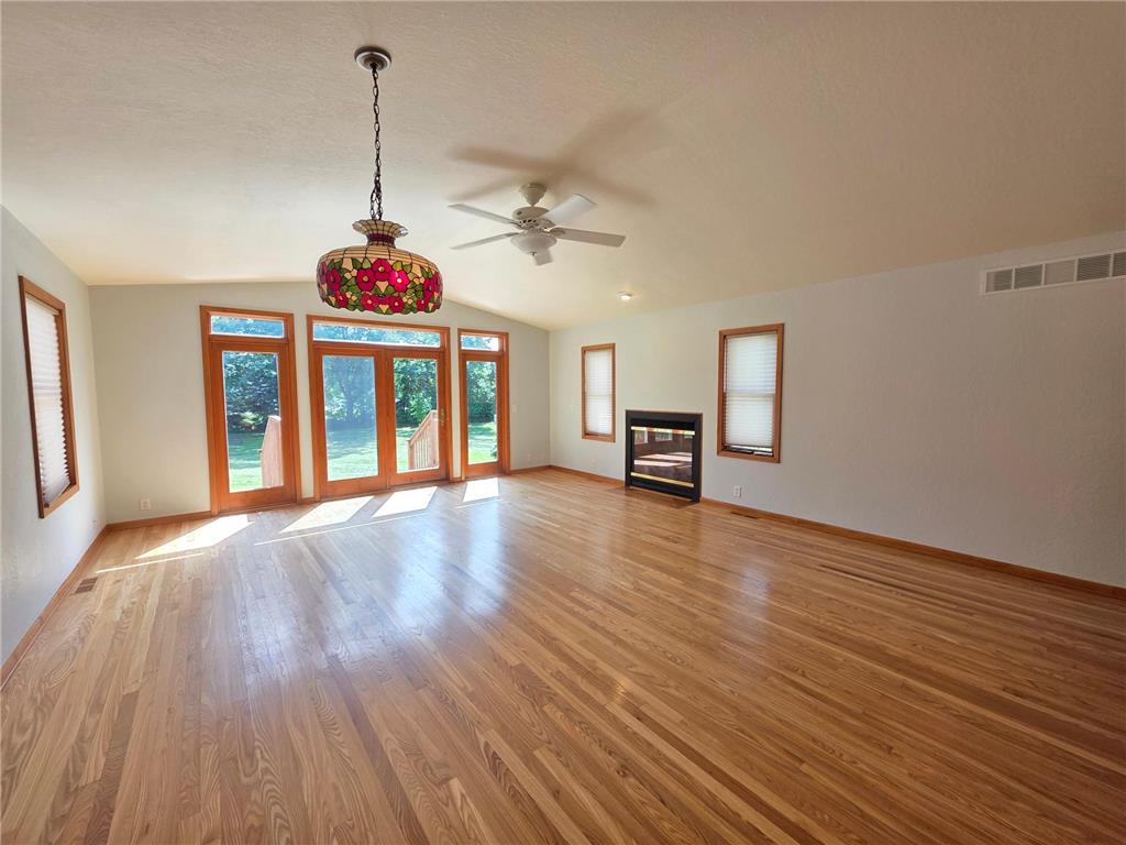 723 S 4th Street Le Sueur MN 56058 7087547 image14