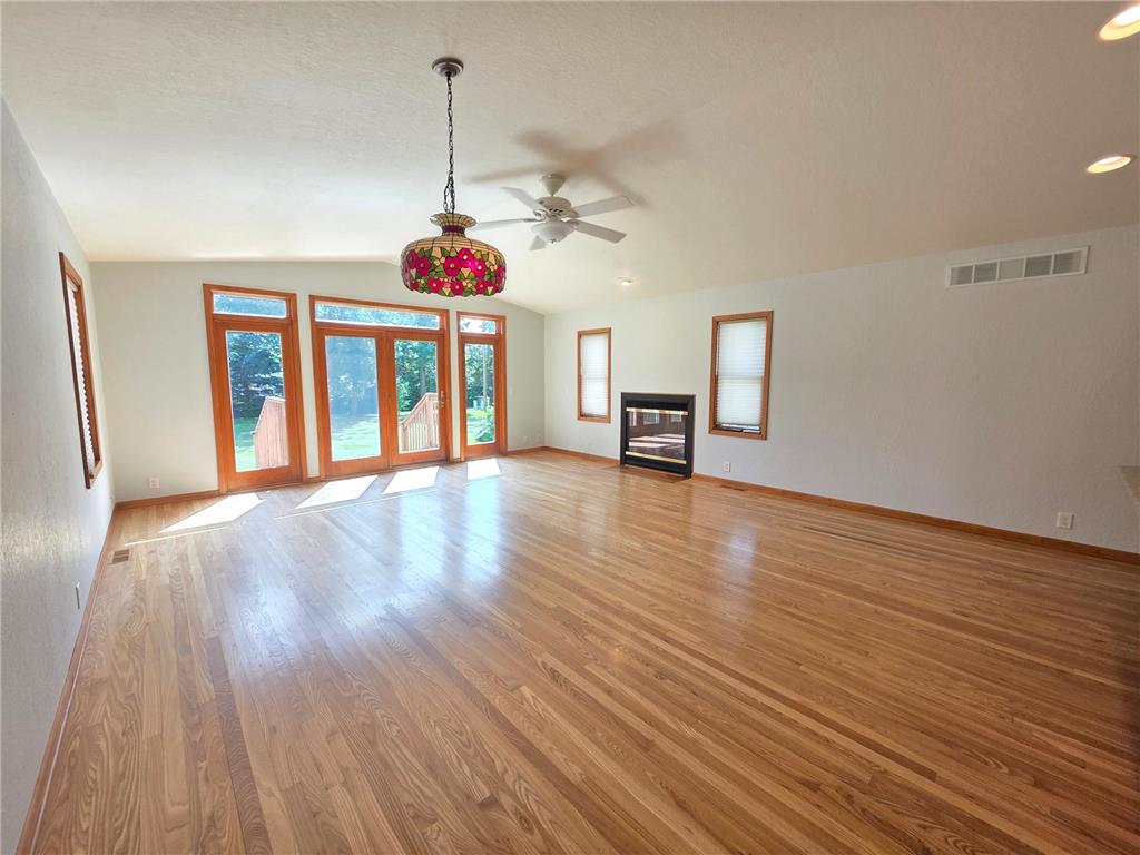 723 S 4th Street Le Sueur MN 56058 7087547 image15