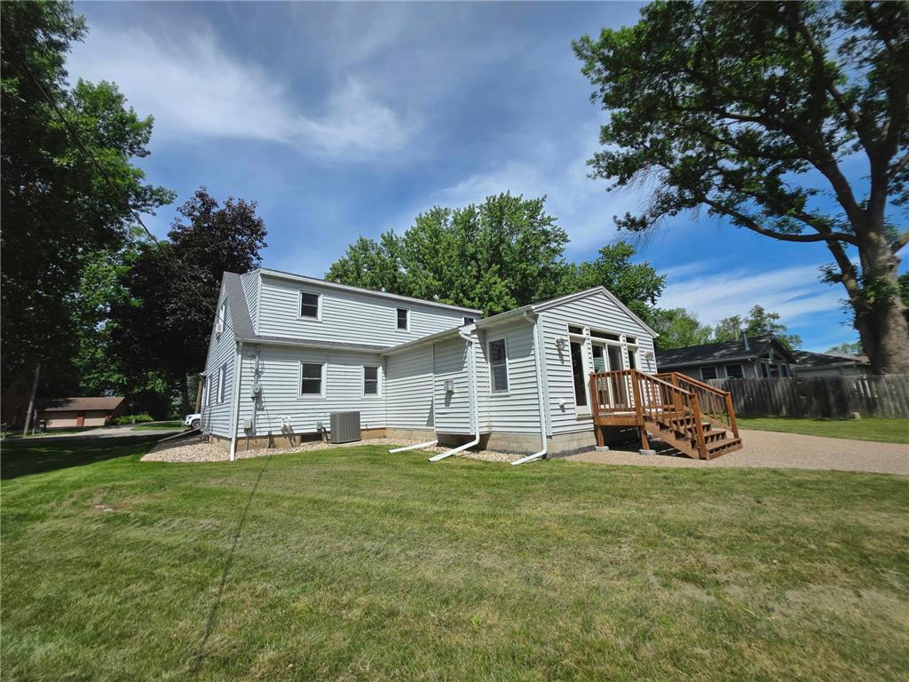 723 S 4th Street Le Sueur MN 56058 7087547 image32