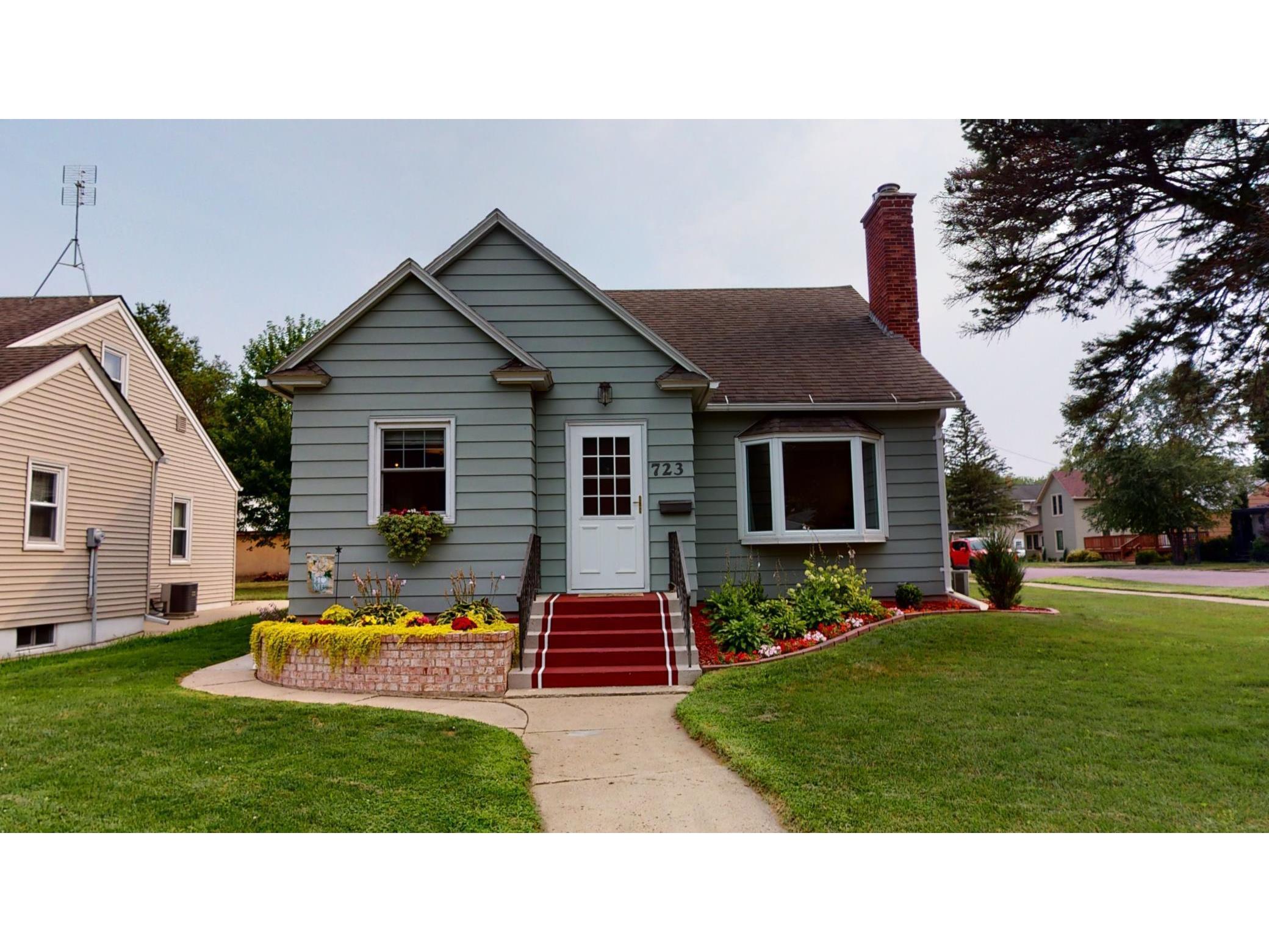 723 South Street, Jackson, MN, 56143 MLS 6024699 Edina Realty