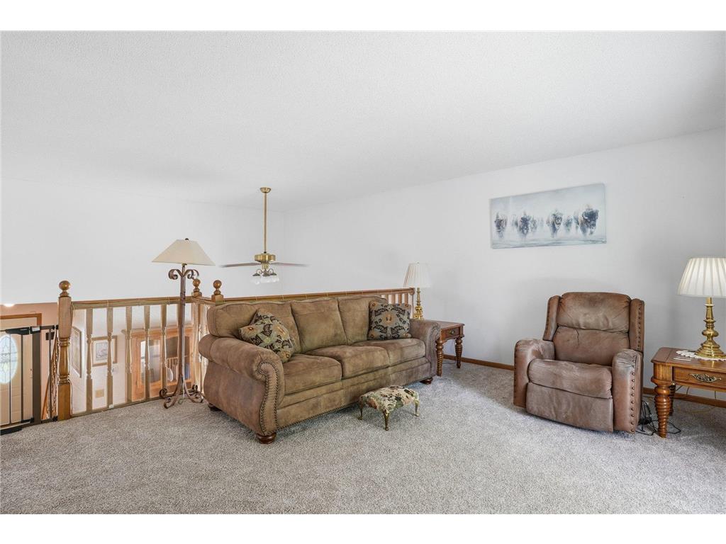 7230 38th Street N Oakdale MN 55128 7043221 image12