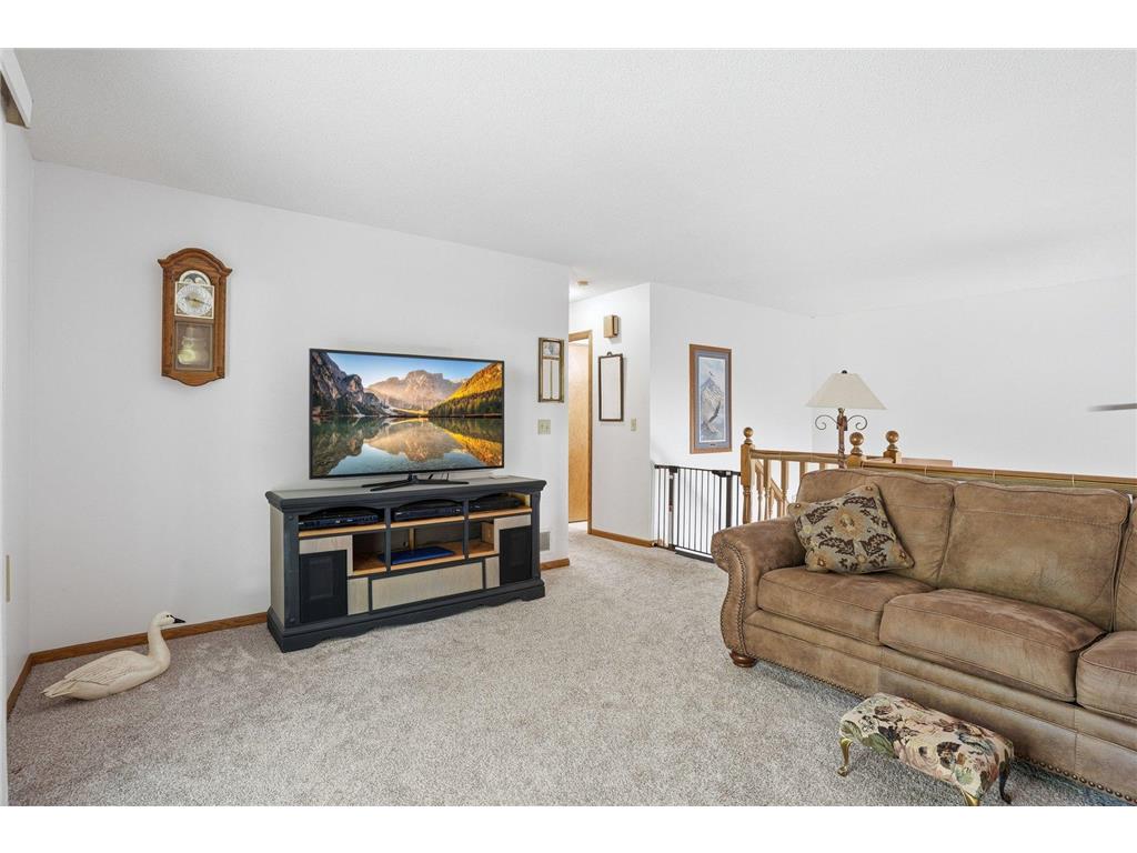 7230 38th Street N Oakdale MN 55128 7043221 image14
