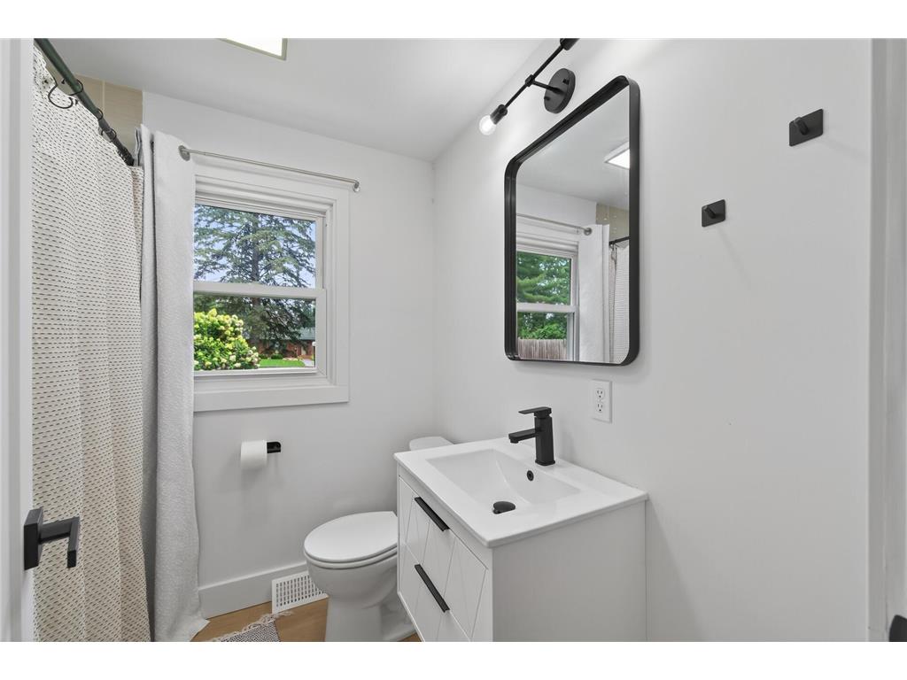 7232 2nd Avenue S Richfield MN 55423 6792914 image14