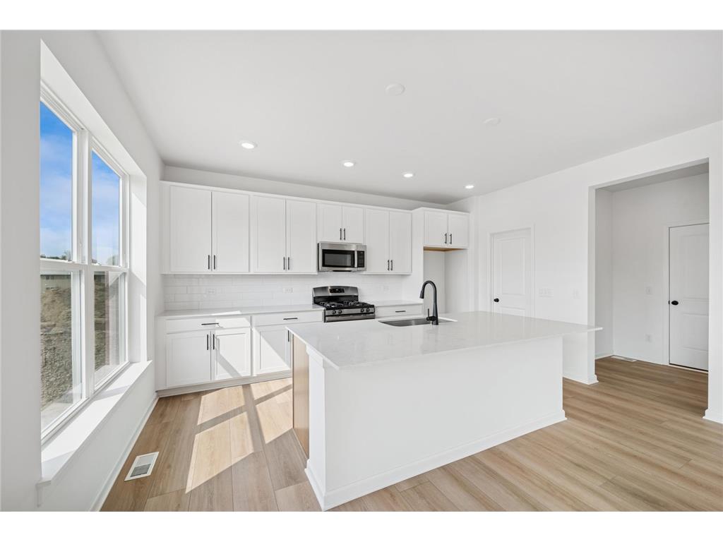 7233 Large Avenue NE Otsego MN 55301 6812990 image2