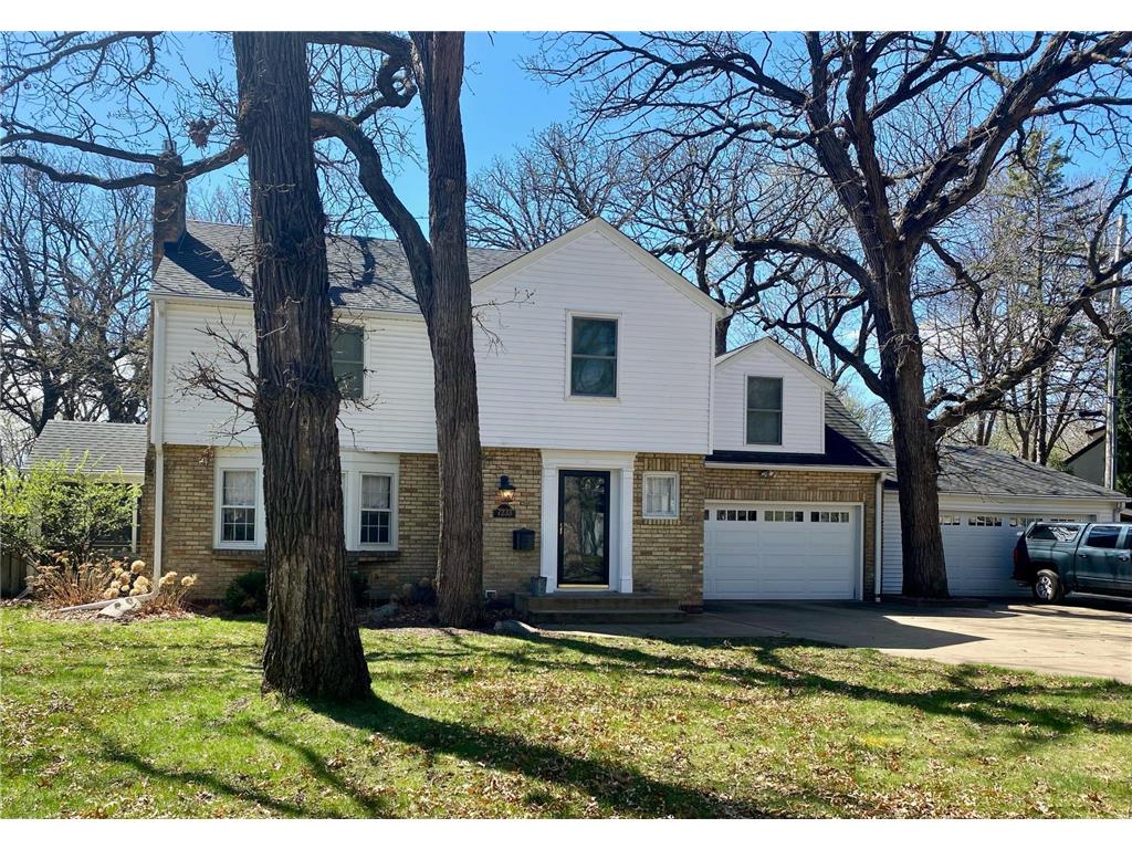 7233 Oak Grove Boulevard Richfield MN 55423 6435969 image1
