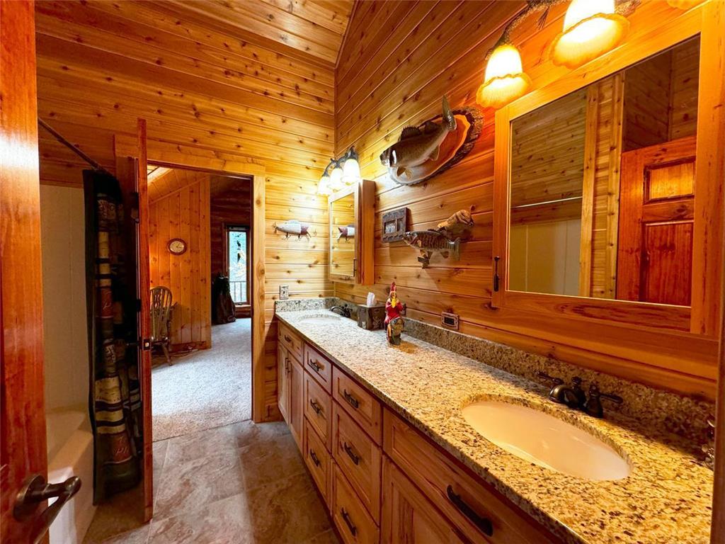 7236 Far North Road Buyck MN 55771 - Vermilion River 6718800 image18