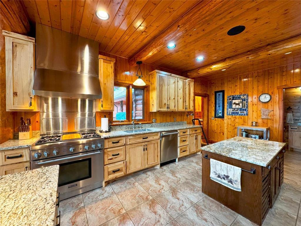 7236 Far North Road Buyck MN 55771 - Vermilion River 6718800 image6